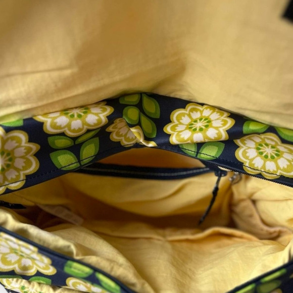 Petunia Pickle Bottom Backpack Diaper Bag Passport to Prague Retired Print‎ - Picture 3 of 7